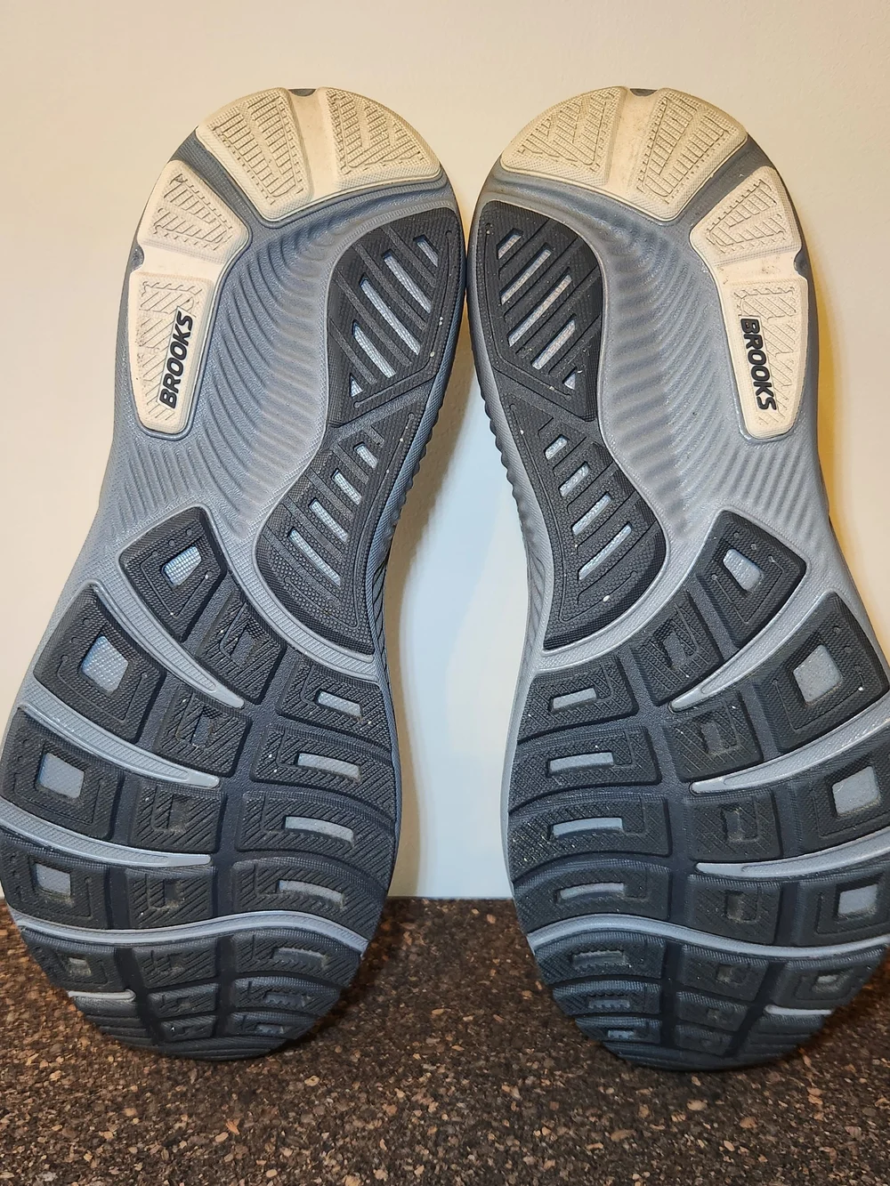 Brooks ghost 17